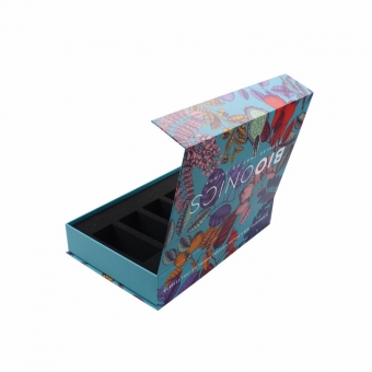 Full pattern printing magnetic paper box with EVA padding